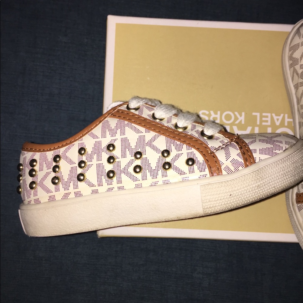 Kids sneakers - Picture 4 of 4